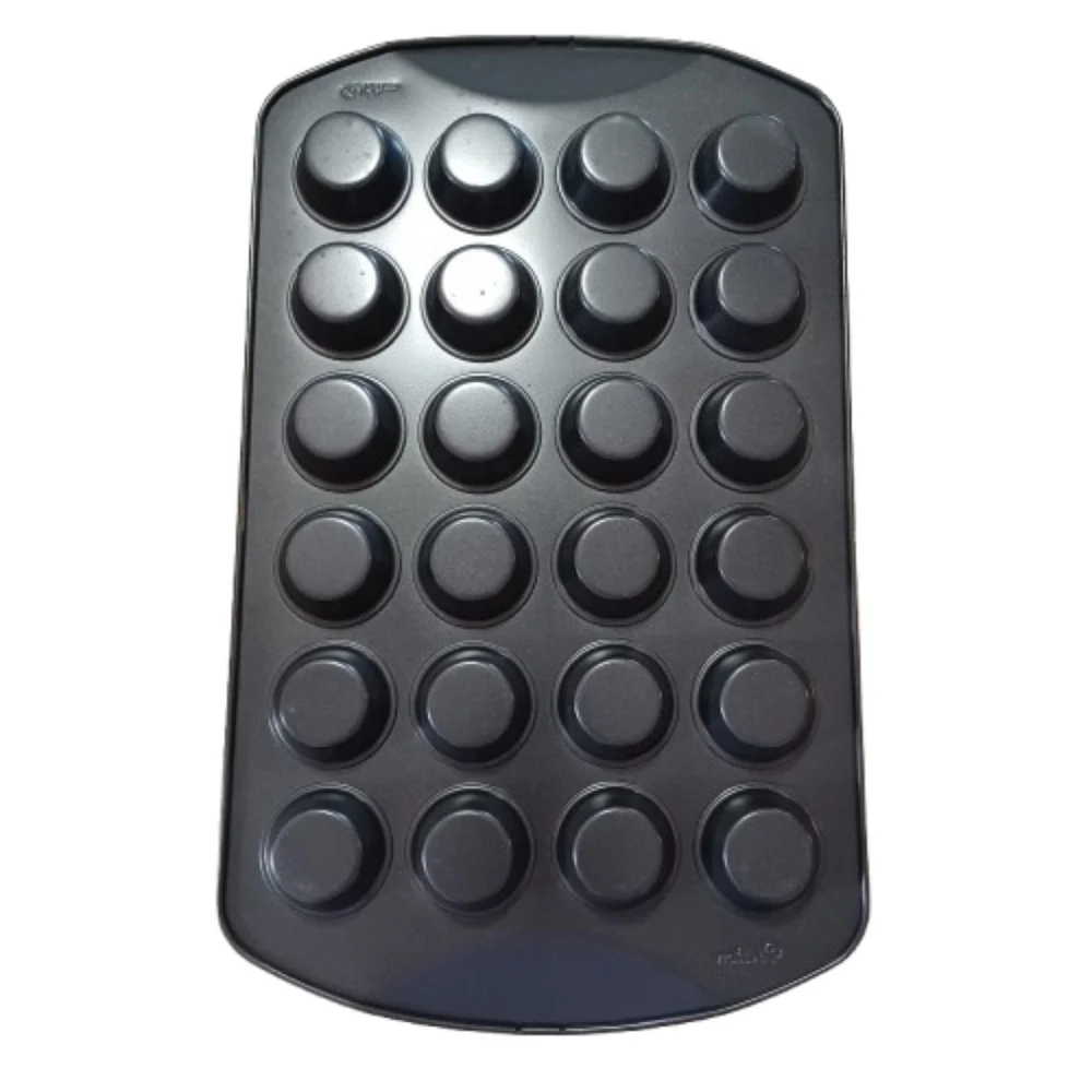 Set Of 4 WILTON & Mixed Brands Nonstick Cup Mini & Shallow Muffin Baking Pans